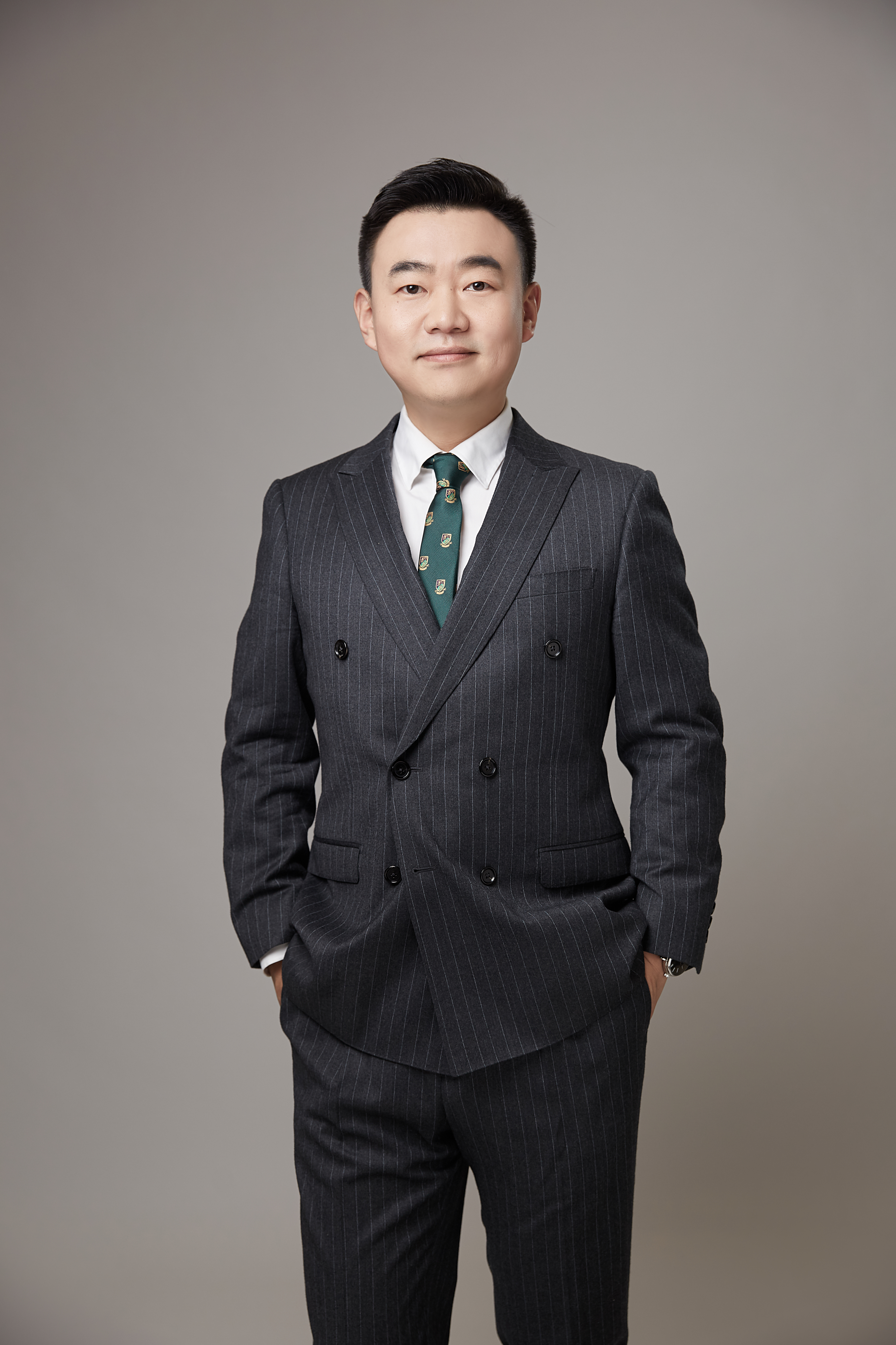  p>赵迪,汉族,中共党员,南京广播电视集团主持人,南京市青联委员,南京