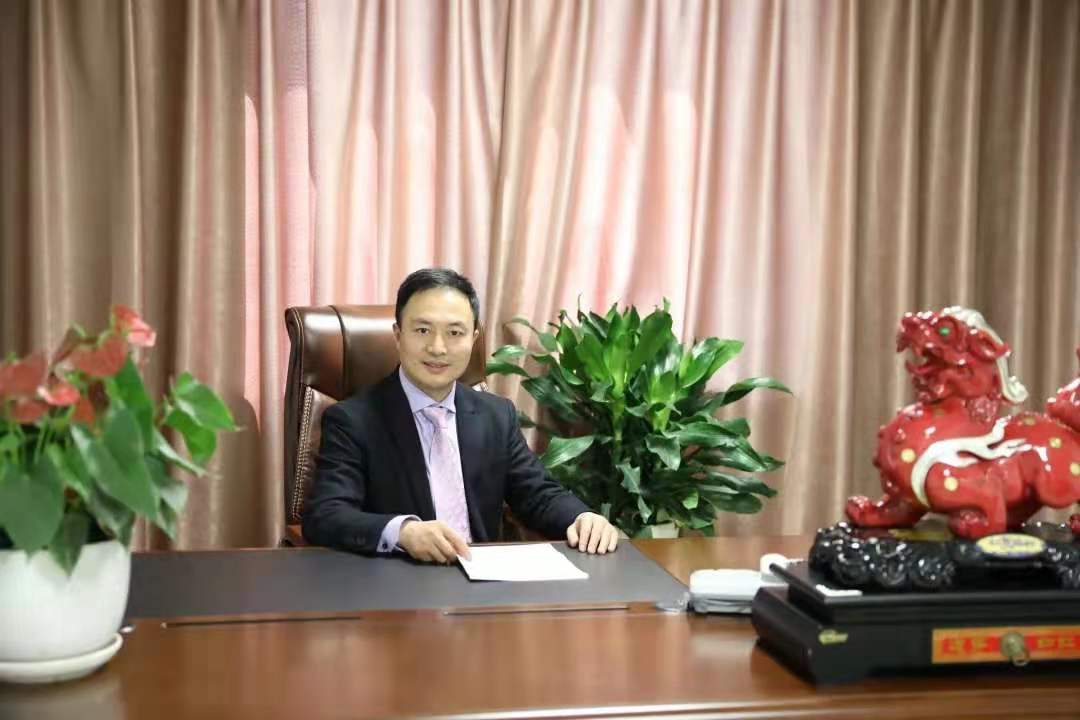  p data-id="2j2skfymukj">程栋是江西上饶广丰县洋口镇壶村人,父母都