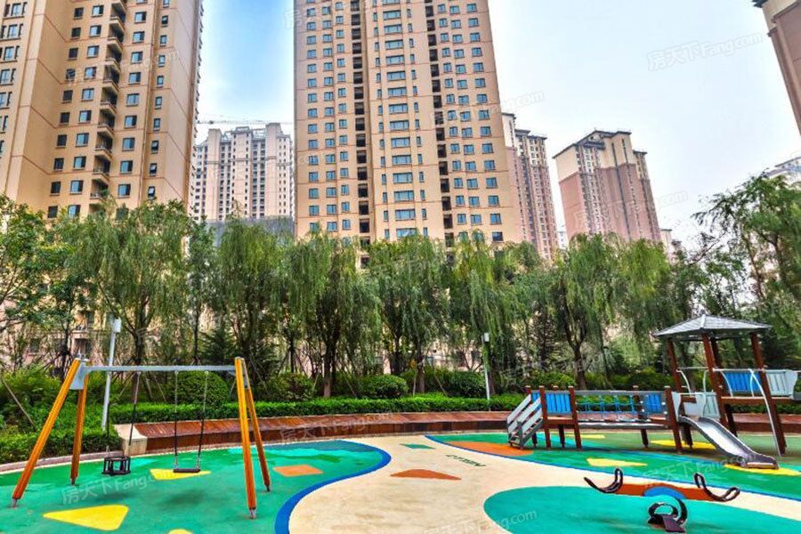  p>滨河湾二期位于沈阳市和平和平区,由沈阳华景房地产开发有限公司