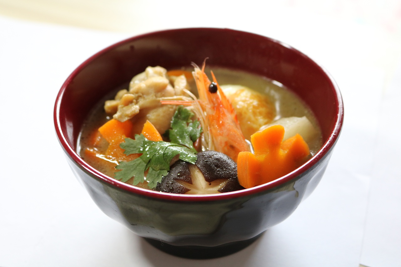  p>味噌汤是以 a href="#" data-lemmaid="3506725">鲷鱼 /a>,红白