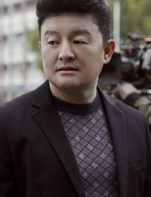 张磊