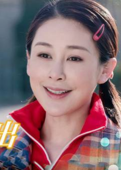 陆百灵