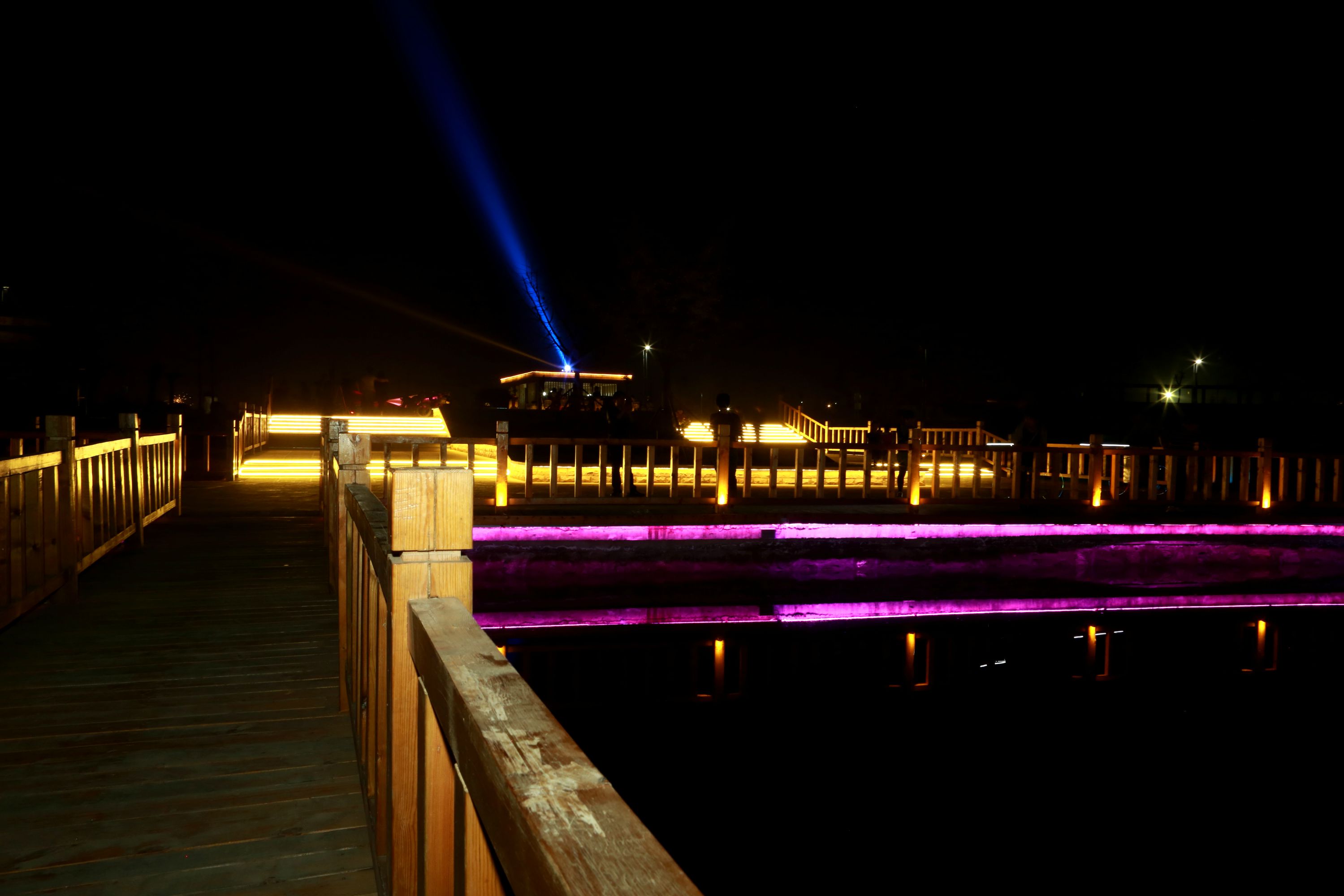  p data-id="gnvgvjcxuf">涑水公园位于山西省运城市临猗县南城新区.