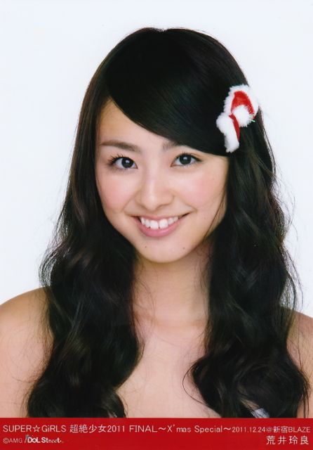  p data-id="go6s322xu9">荒井玲良,1994年9月25日出生于埼玉県,昵称