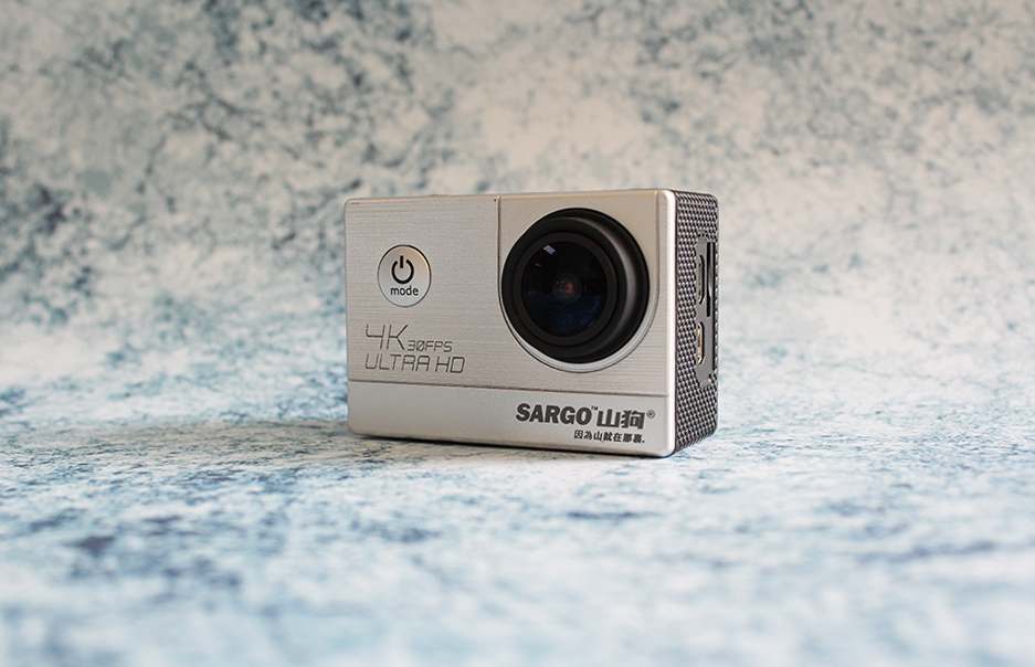  p>山狗sj9000是山狗品牌旗下的经典运动相机机型,尺寸是5.9*4*2.4cm.