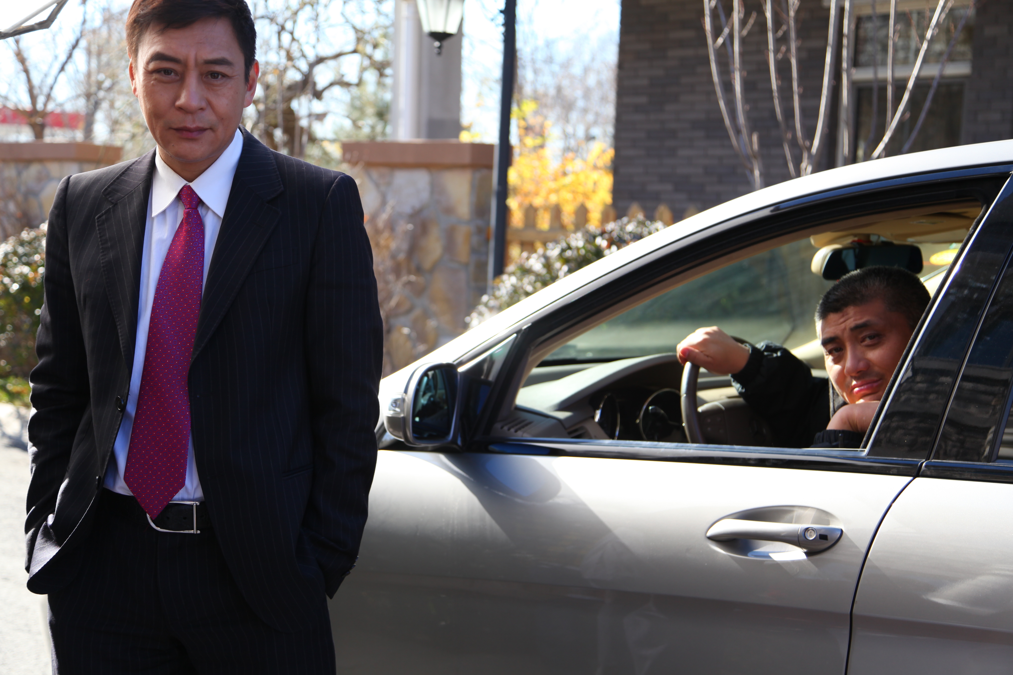  p> a target="_blank" href="/item/张艺龙/9