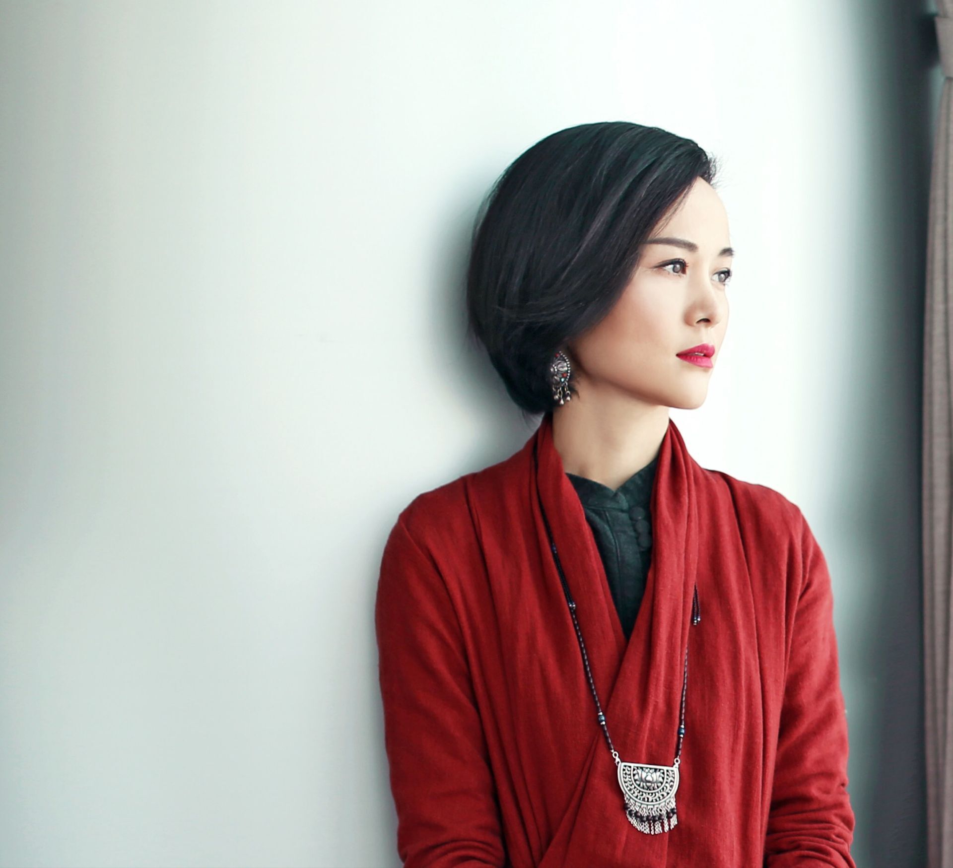  p data-id="gnx4eqcdrd">倪绥英,女,汉族,常州电视台主持人,毕业于