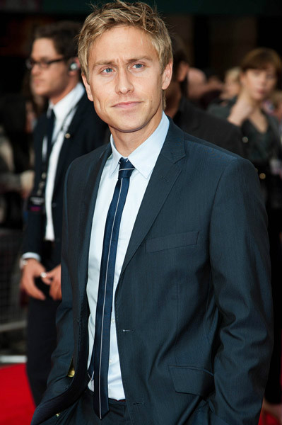  p data-id="gnatwh67b0"> b>罗素·霍华德 /b>是英国喜剧演员和电视