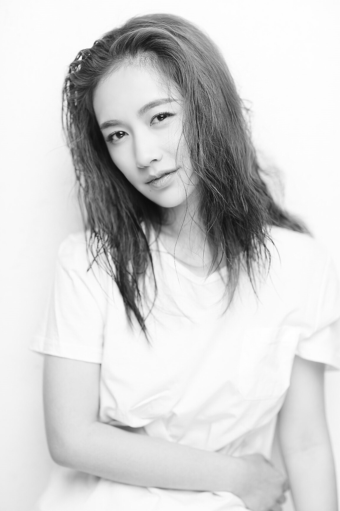  p>李春嫒(原名李明珠),1990年1月2日出生于山东省淄博市,毕业于北京