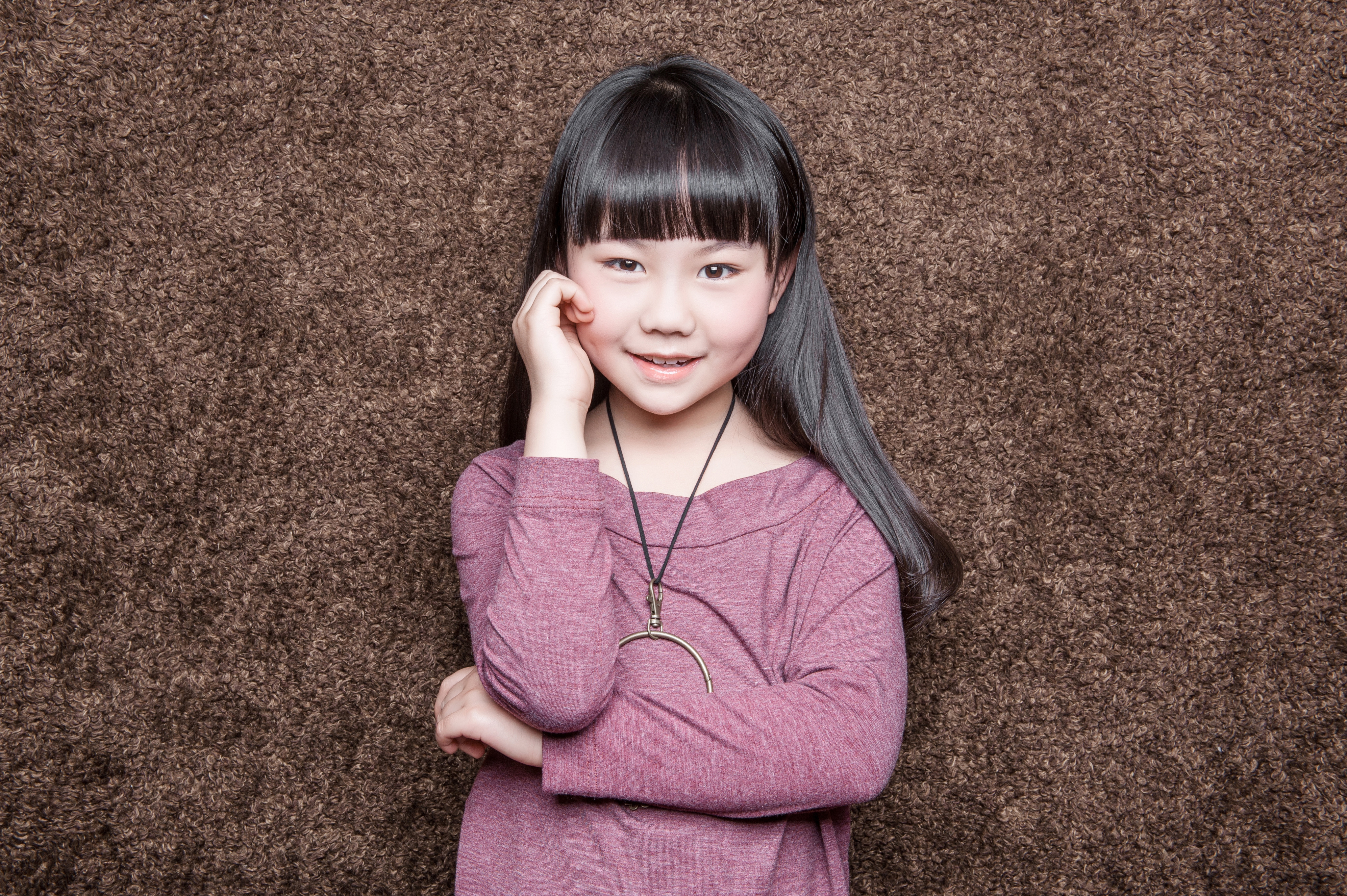  p>周芷莹,2007年3月30日出生于湖南长沙,中国内地女演员,歌手.