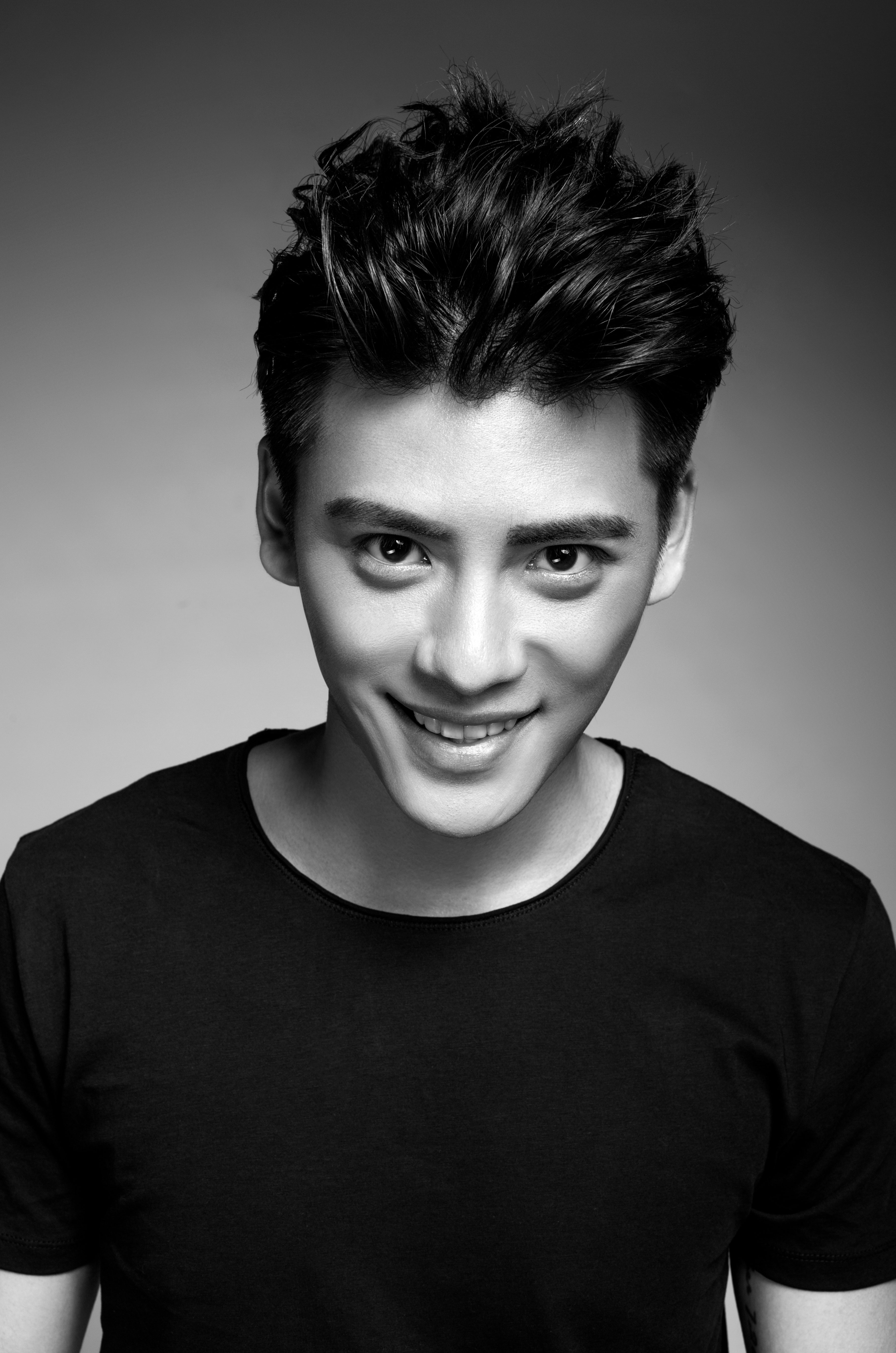 03y4zuxn">王子睿,1987年8月29日出生于湖南省长沙市,中国内地男演员