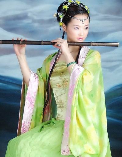  p>吹箫引凤拼音是chuī xiāo yǐn fèng,意思是一个古老的传统 a