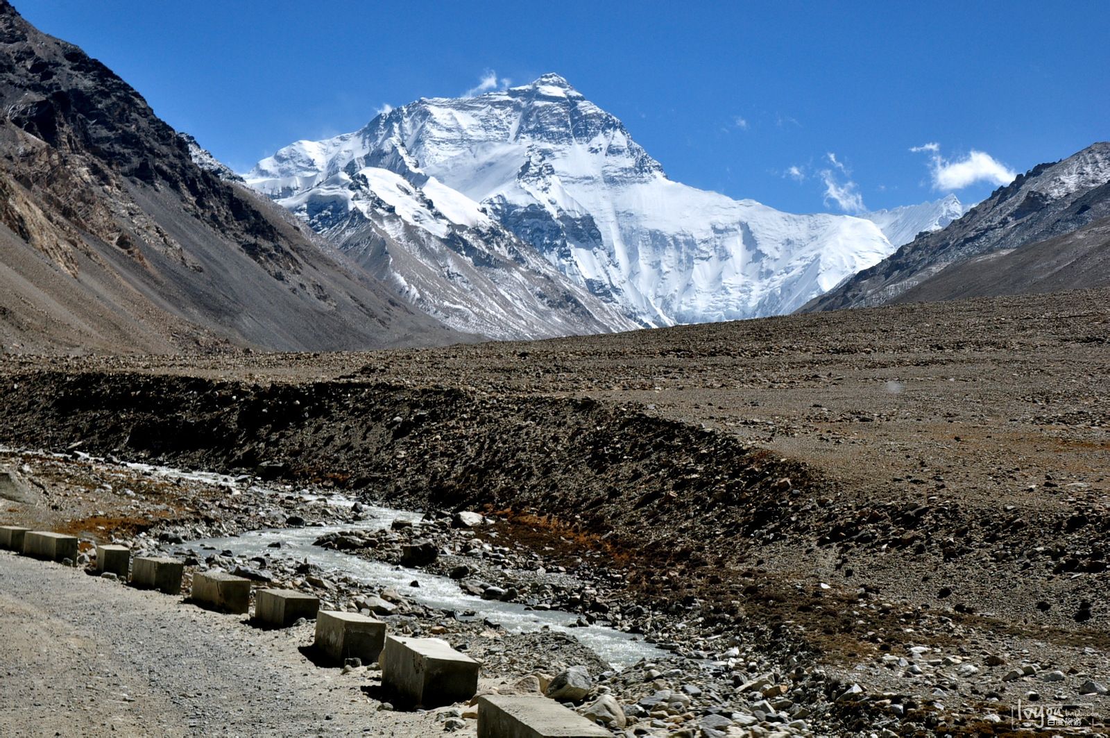 珠穆朗玛峰大本营