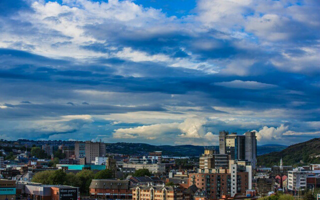  p>斯旺西大学(swansea university),位于英国 a target="_blank"