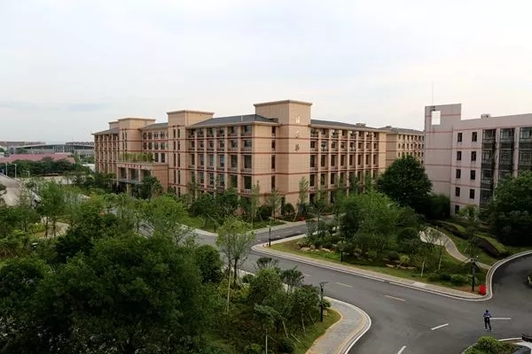 浙江交通技师学院