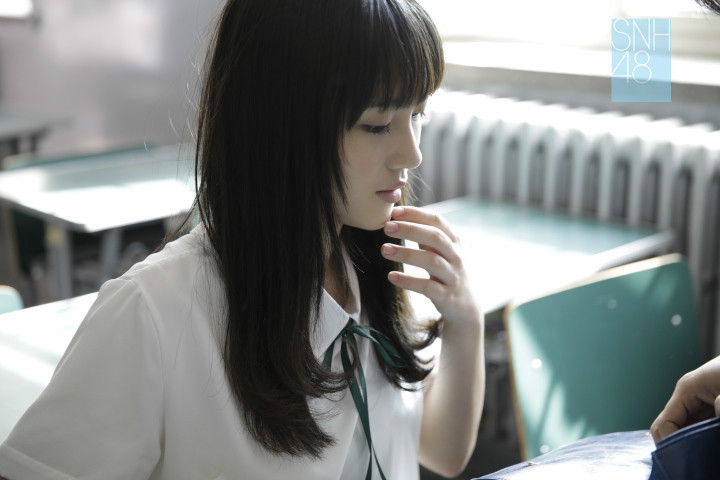  p data-id="hq6exhwvuy">赵嘉敏,1998年7月22日出生于广东省深圳市