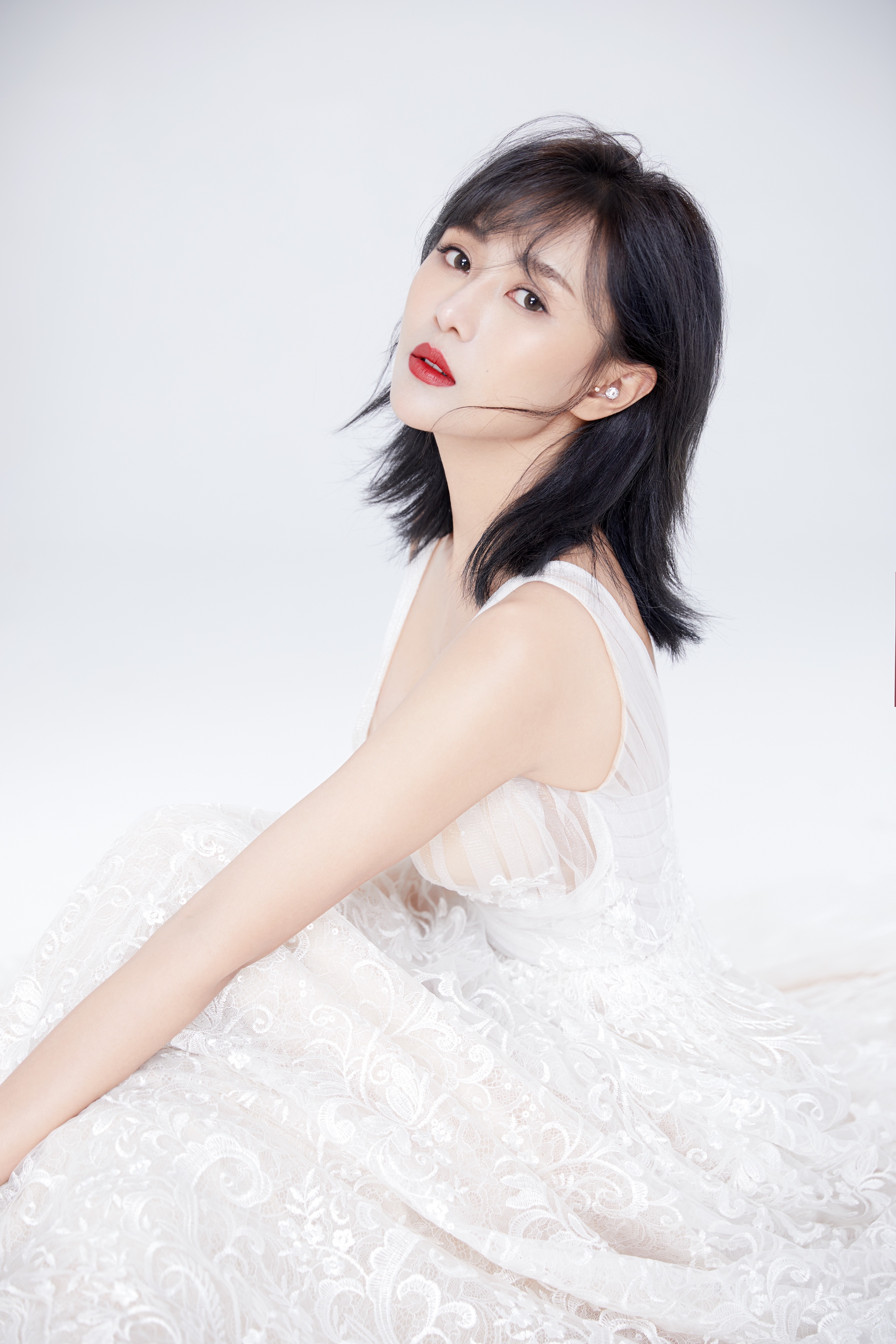  p data-id="gnbsd7d36a">施南,出生于江苏省,中国内地女演员.