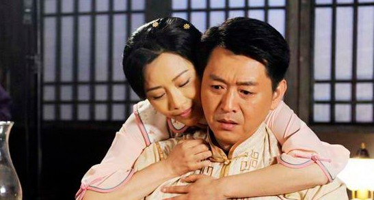  p>庹[tuǒ]宗华,1962年10月10日出生于台湾省台北市,祖籍湖北松滋