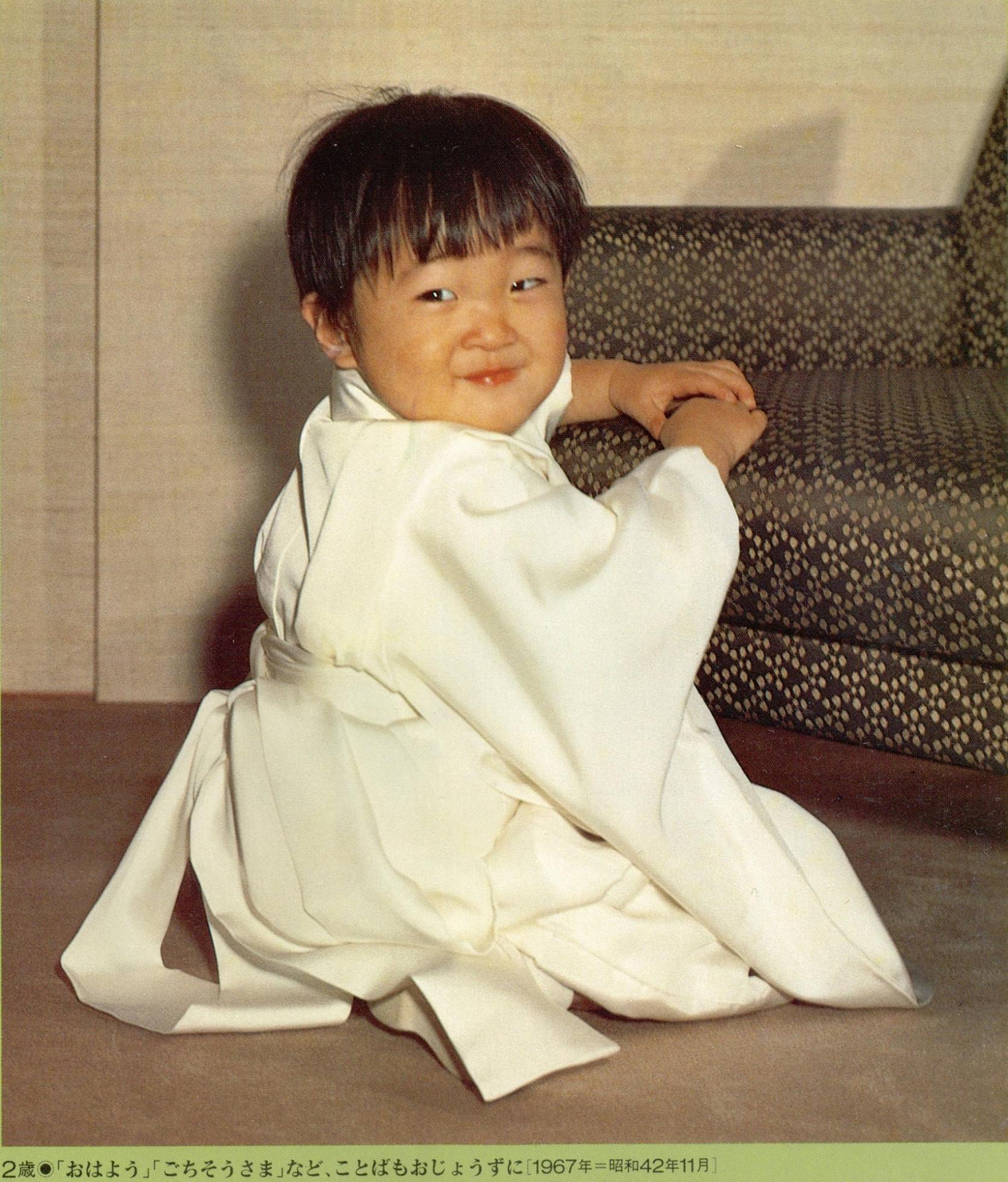  p>皇嗣秋筱宫文仁亲王,男,大和族,1965年11月30日出生于东京,日本皇