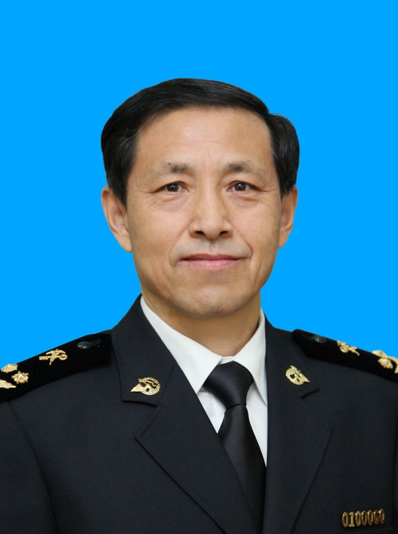  p>高钧贤,男,1965年出生,中共党员,现任北京海关党委委员,副关长.