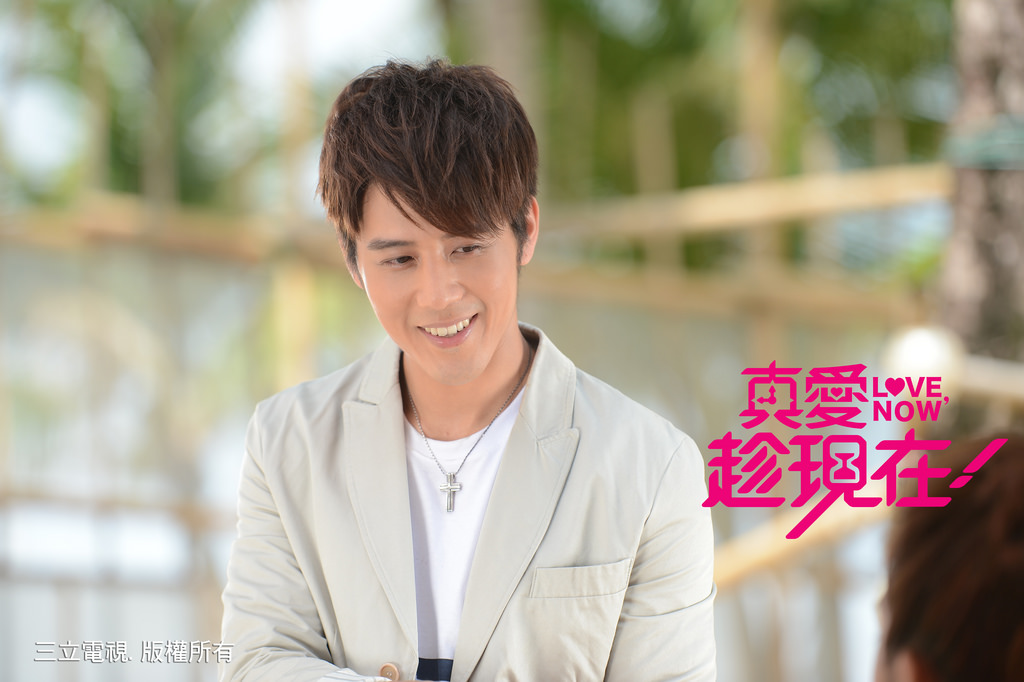  p>胡宇威(george hu),原名胡宇崴,1982年7月24