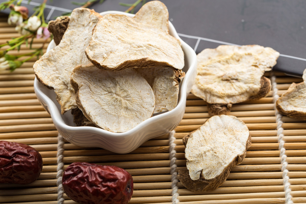  p>土茯苓,中药名.