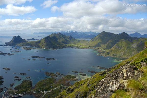  p>罗弗敦群岛(lofoten),位于挪威 a href="#" data-lemmaid="3697736