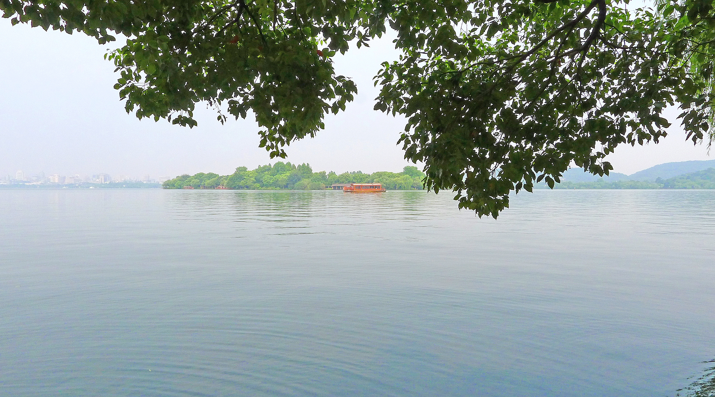 西湖到浙江多少公里「西湖距离杭州市区多远」