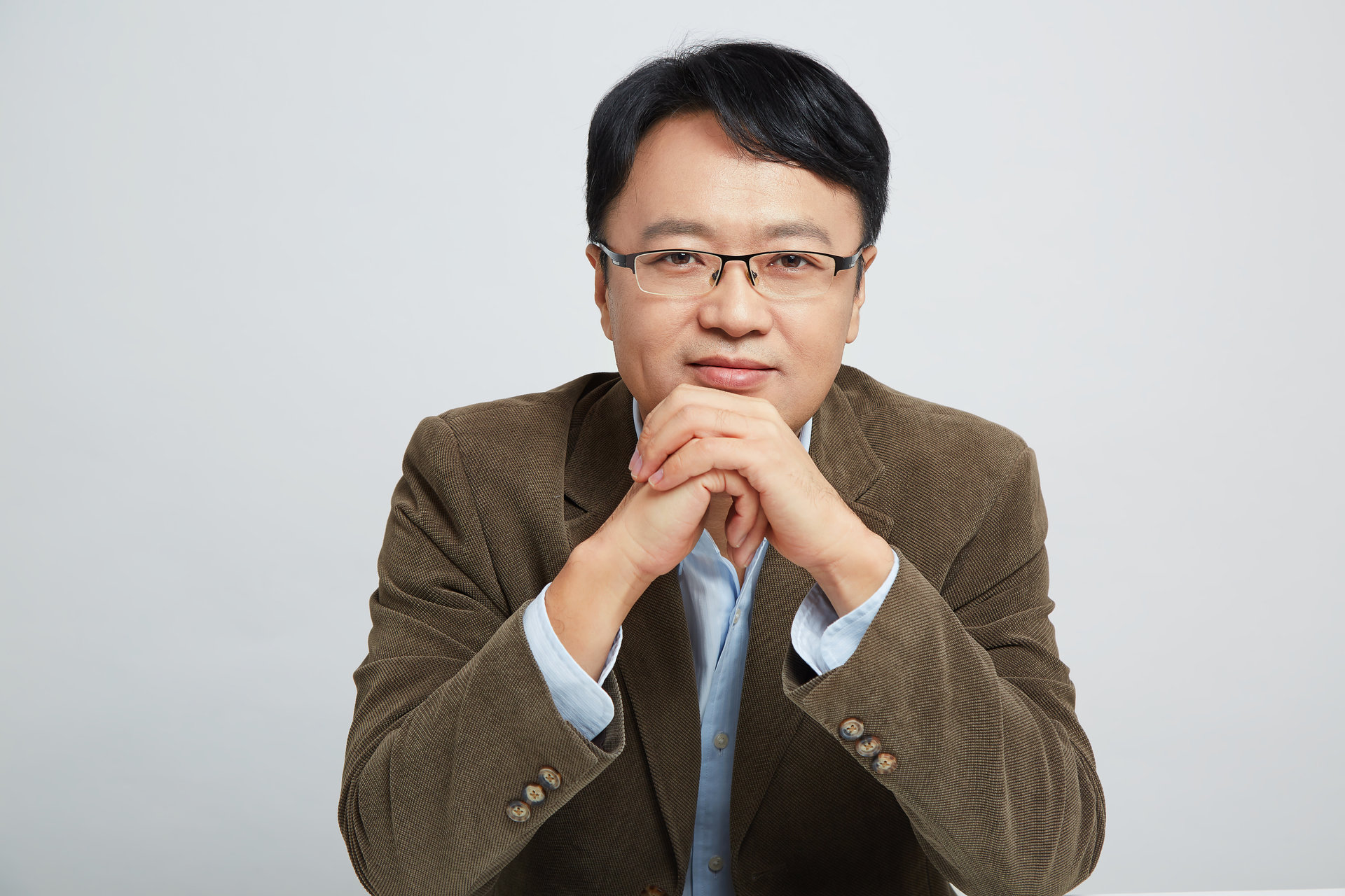  p>施展,政治学学者, a target="_blank" href="/item/辽宁/121838"