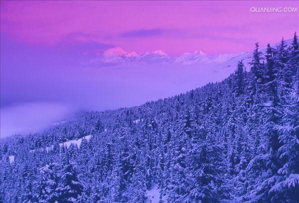 lybws">朝霞是一个汉语词语,读音为zhāo xiá,指初升太阳照映的云霞