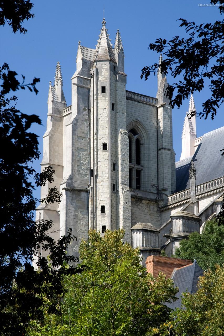 卢瓦尔河,即卢瓦河