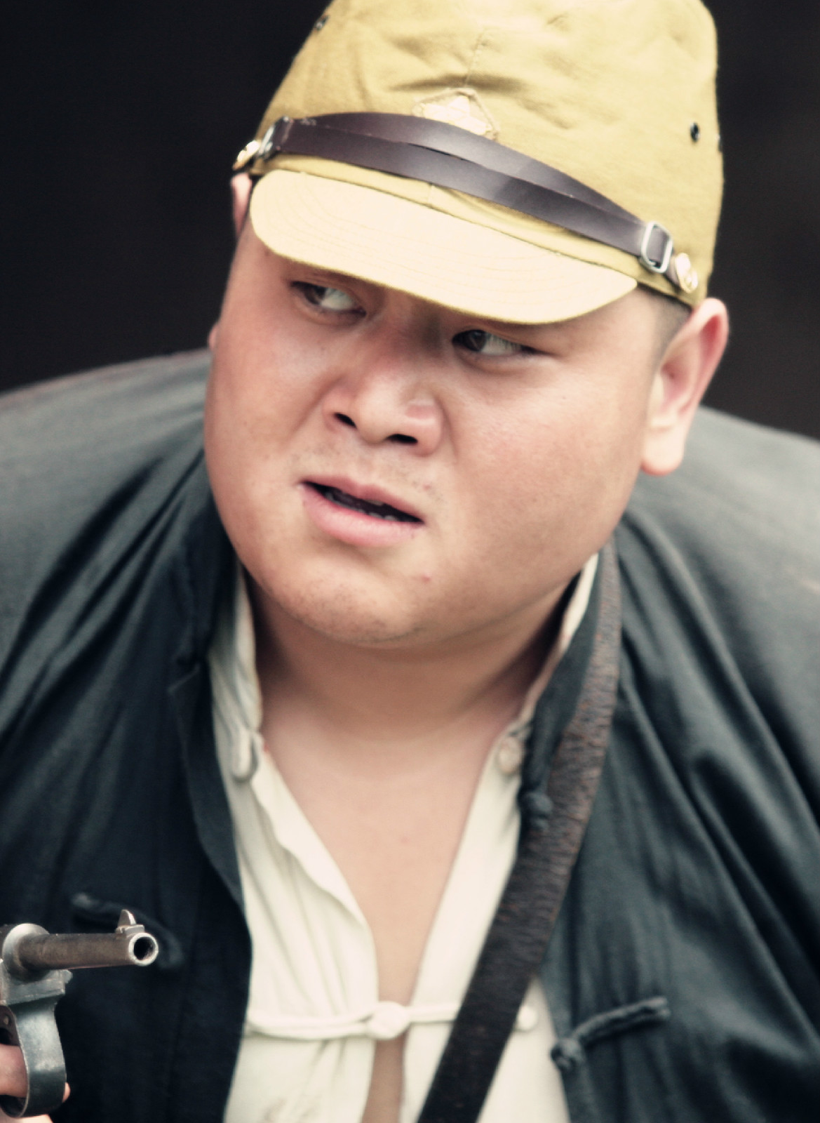 男,1982年7月29日出生于辽宁沈阳,中国内地男演员,国内"最帅胖哥"