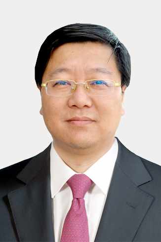 程曦,男,1968年出生,安徽枞阳人,博士,教授