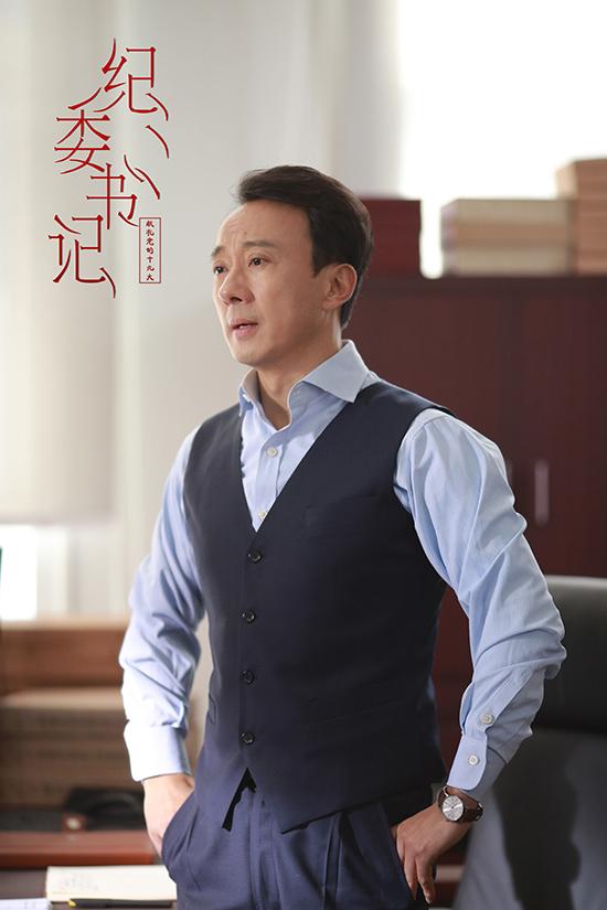  p>赵立新,1968年8月29日出生于中国河南省郑州市,华语影视男演员