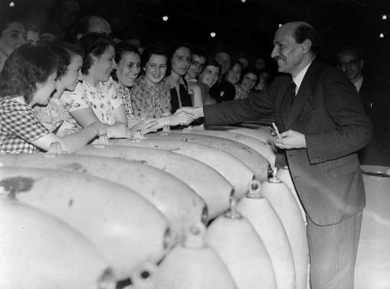  p>克莱门特·理查德·艾德礼(clement richard attlee,1883年1月3日