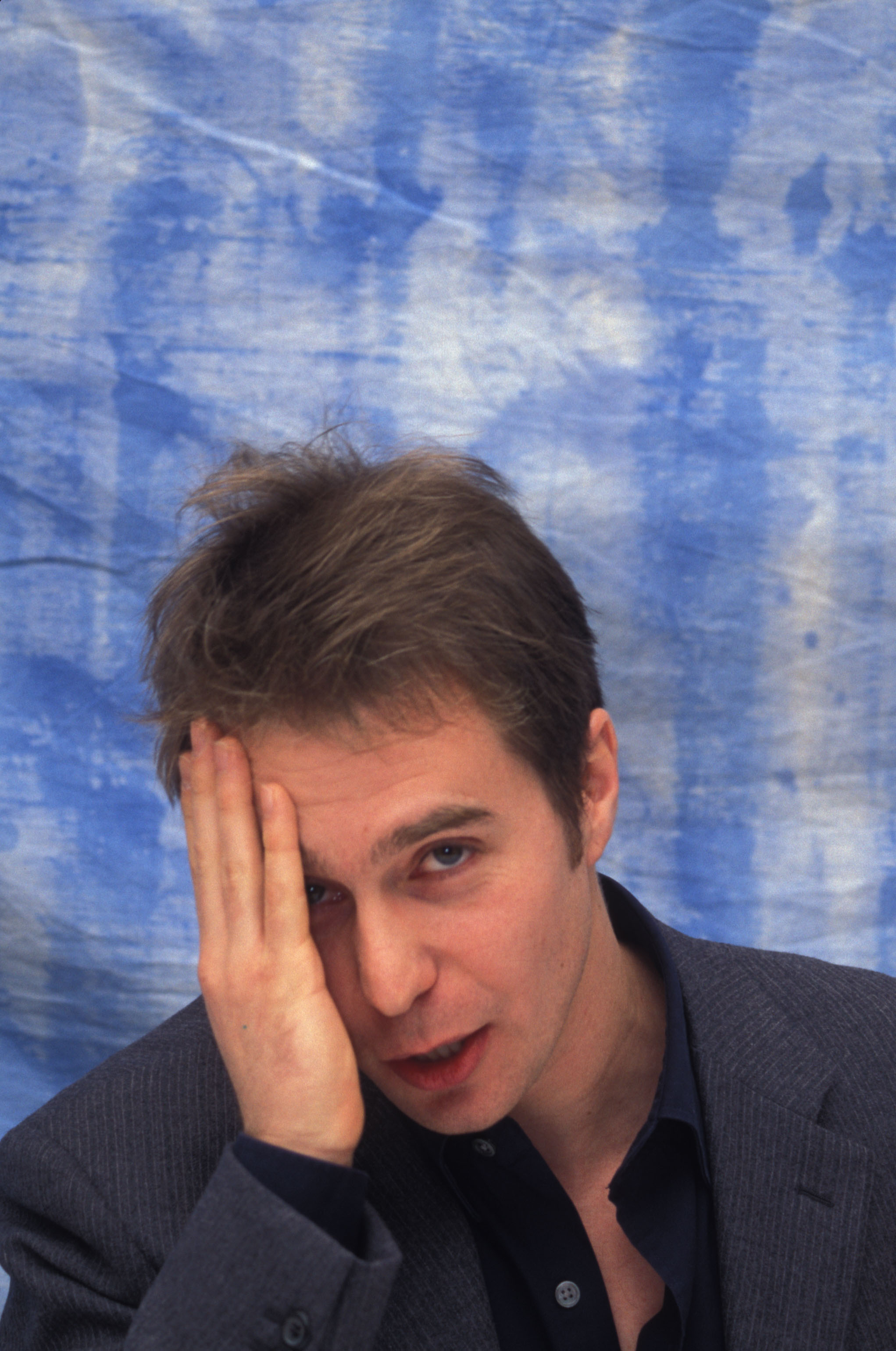 美国男演员,制片人,毕业于旧金山ruth asawa艺术学院