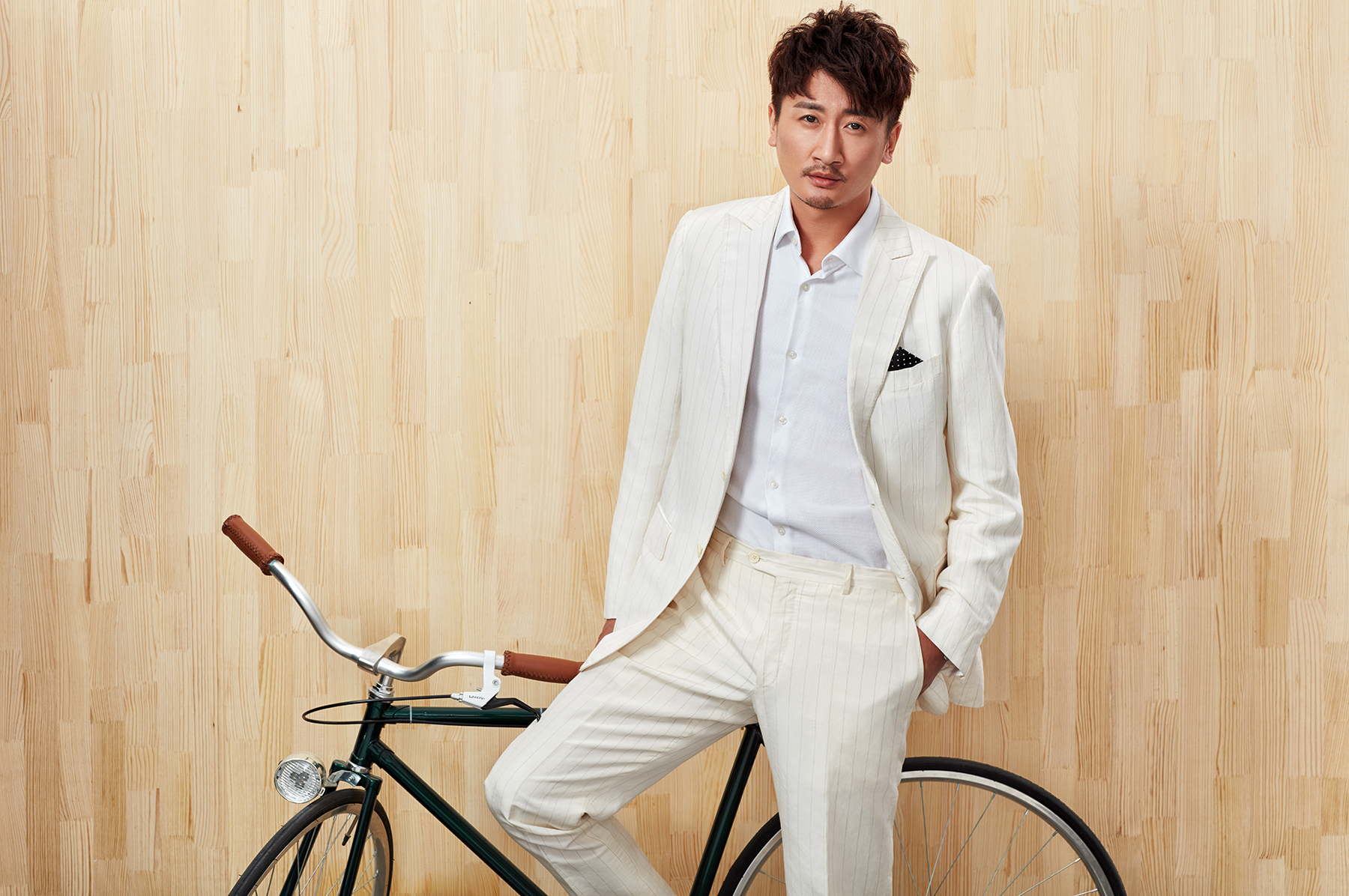  p>石天硕,1987年3月24日出生于黑龙江省黑河市北安市,中国内地影视男