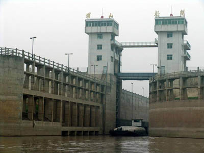 船闸（通航建筑物）_百度百科