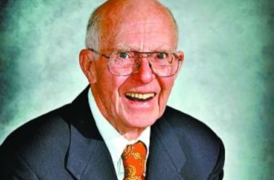  p>美国科学家雷蒙德·戴维斯1914年生于 a href="#" data-lemmaid="