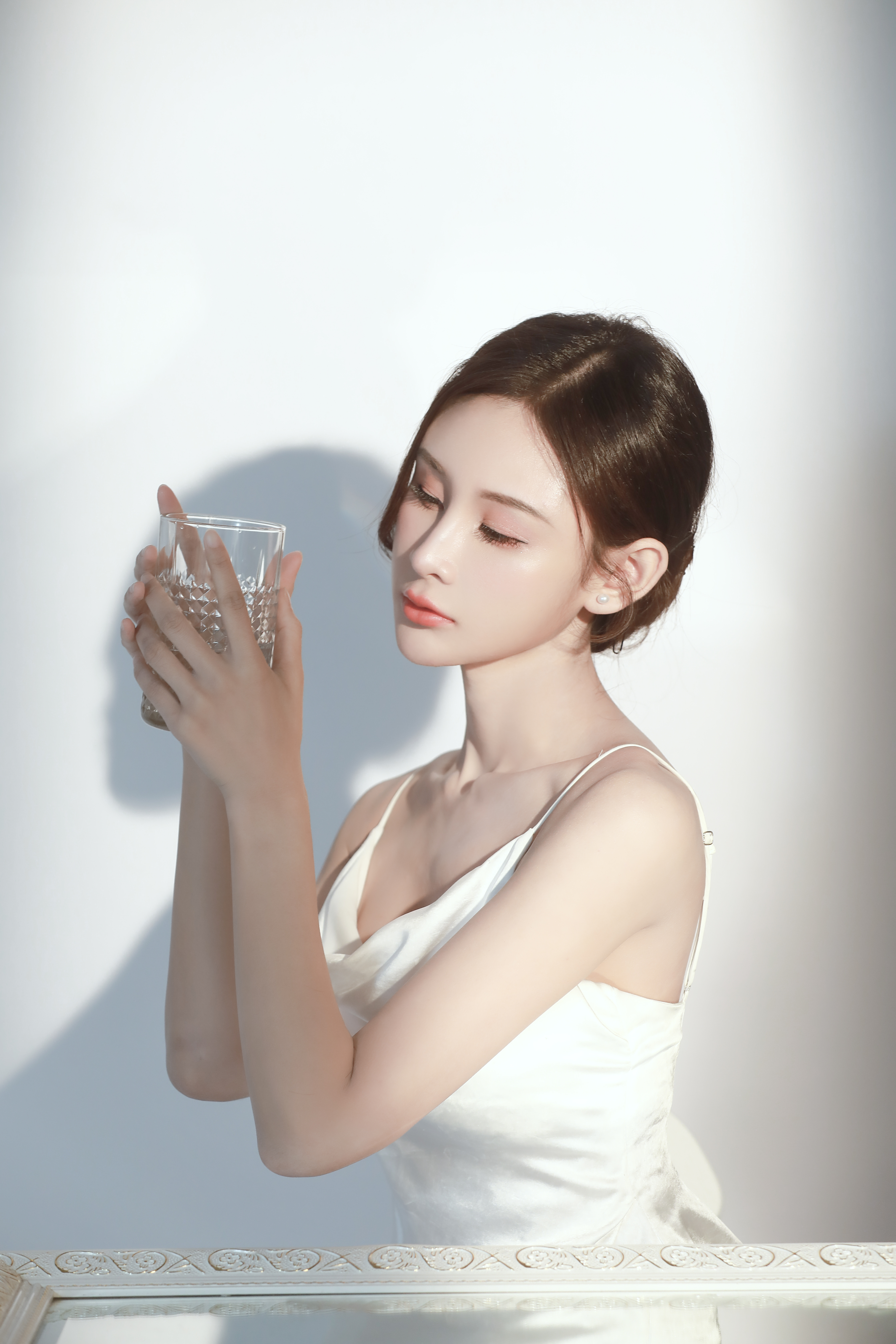  p data-id="sxbf2nxkofok">陈树,英文名camille,中国内地女演员,歌手