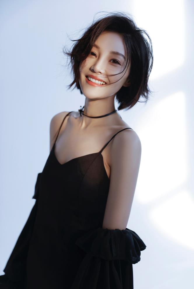 gntgx6uaib">郭艳,1992年11月24日出生于安徽省淮南市,中国内地女演员