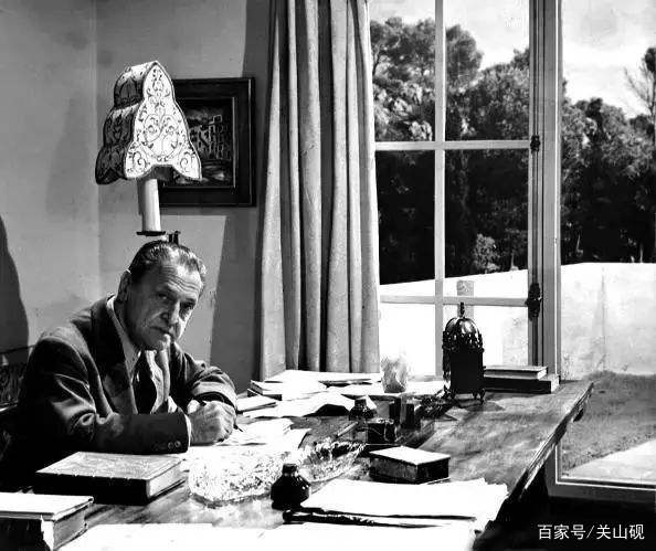毛姆70岁高龄写下的《刀锋》，为何兼具文学价值和思想意义？_百科TA说