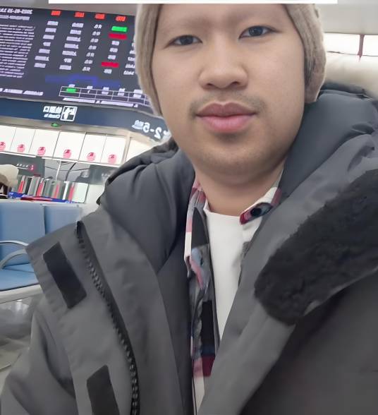 王锐到处聊_百度百科