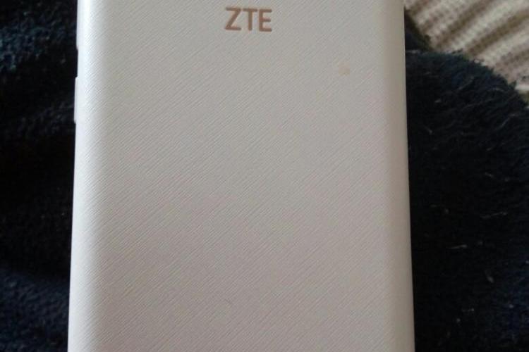 中兴远航3(q529c/双4g)