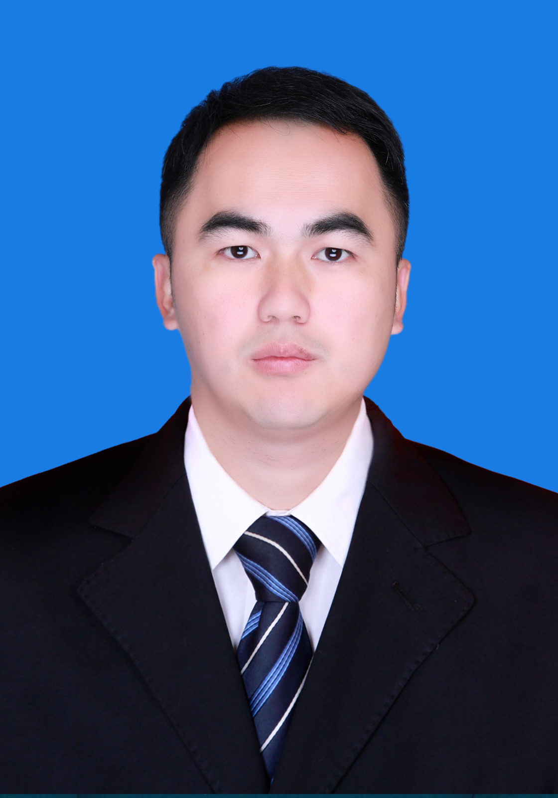 id="umyud1pidf1w">覃川,男,布依族,1988年2月生,大学学历,管理学学士