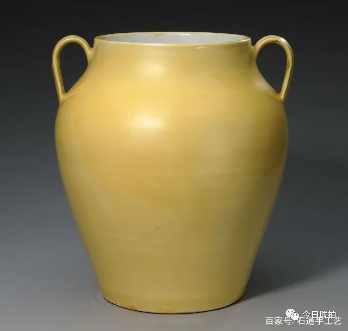 娇黄欲滴，历朝最盛：细品故宫里的弘治黄釉瓷_百科TA说