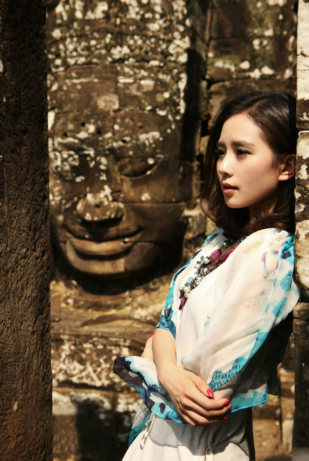  p>刘诗诗(原名刘诗施),1987年3月10日出生于北京市,中国内地影视女