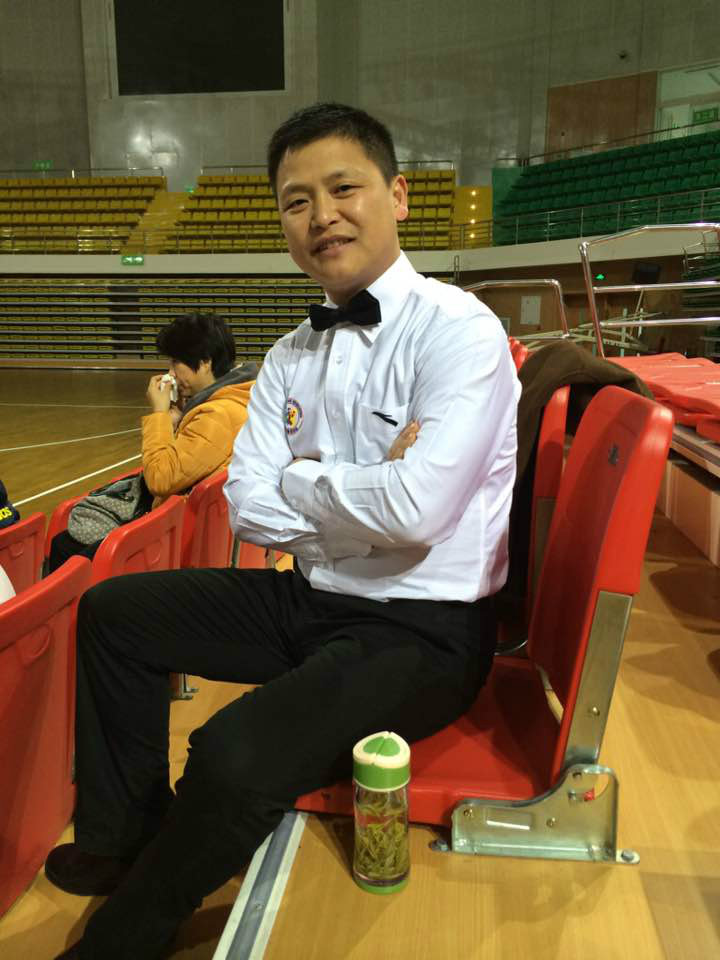 青年时期曾为安徽省优秀的拳击运动员,现为颍上五中拳击队教练