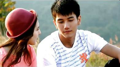  p>《爱情来了》是naphat chaithiangthum执导的爱情片,由 a target="