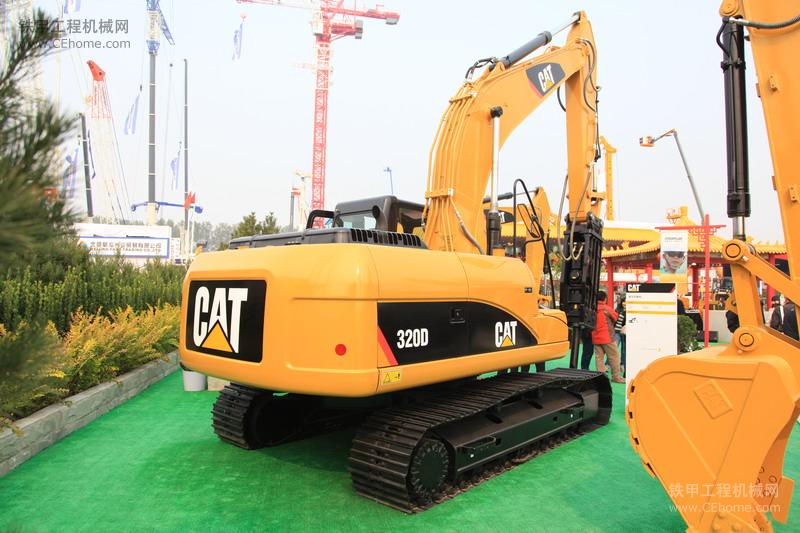  p>卡特彼勒320d挖掘机,简称 a href="#" data-lemmaid="10068807">